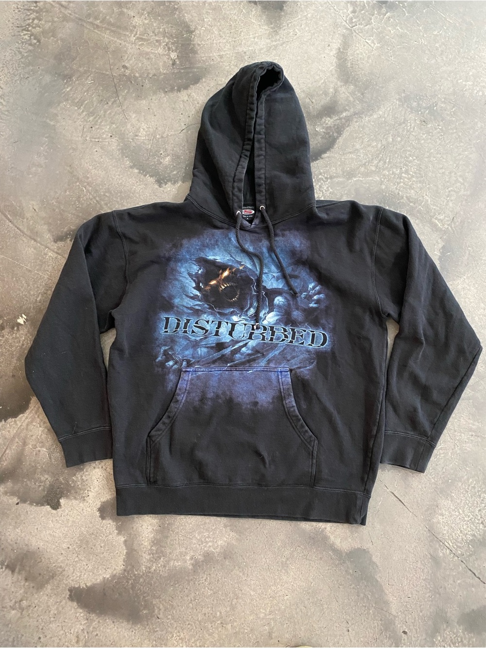 Vintage Disturbed Band Logo Black Hoodie with Blue Graphic Sz M
(Jul A-1)